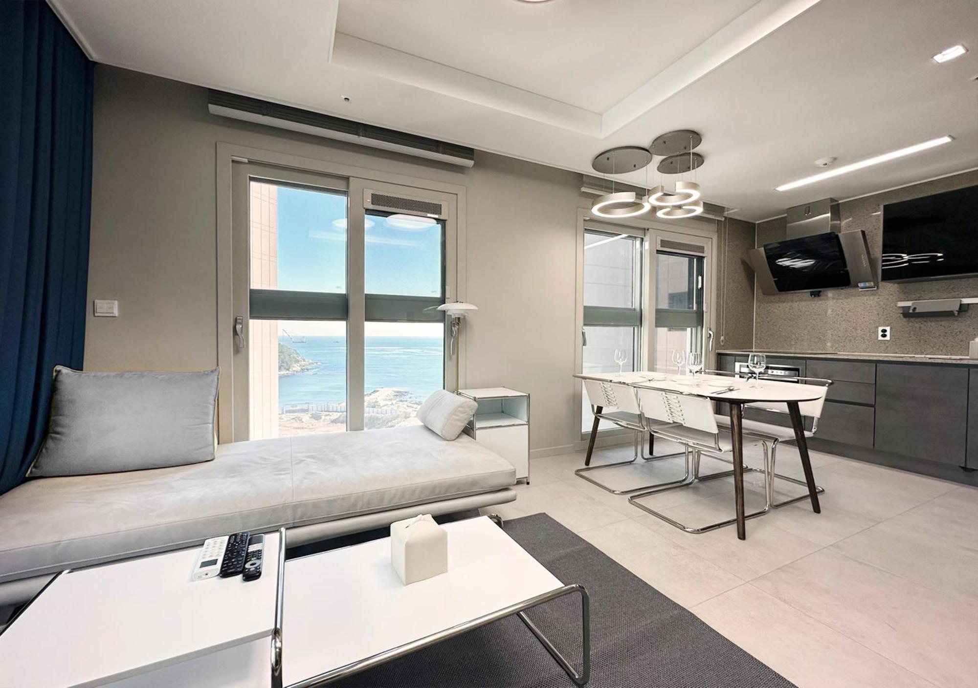 Y Collection By Uh Flat Osiria Aparthotel Busan Exterior photo