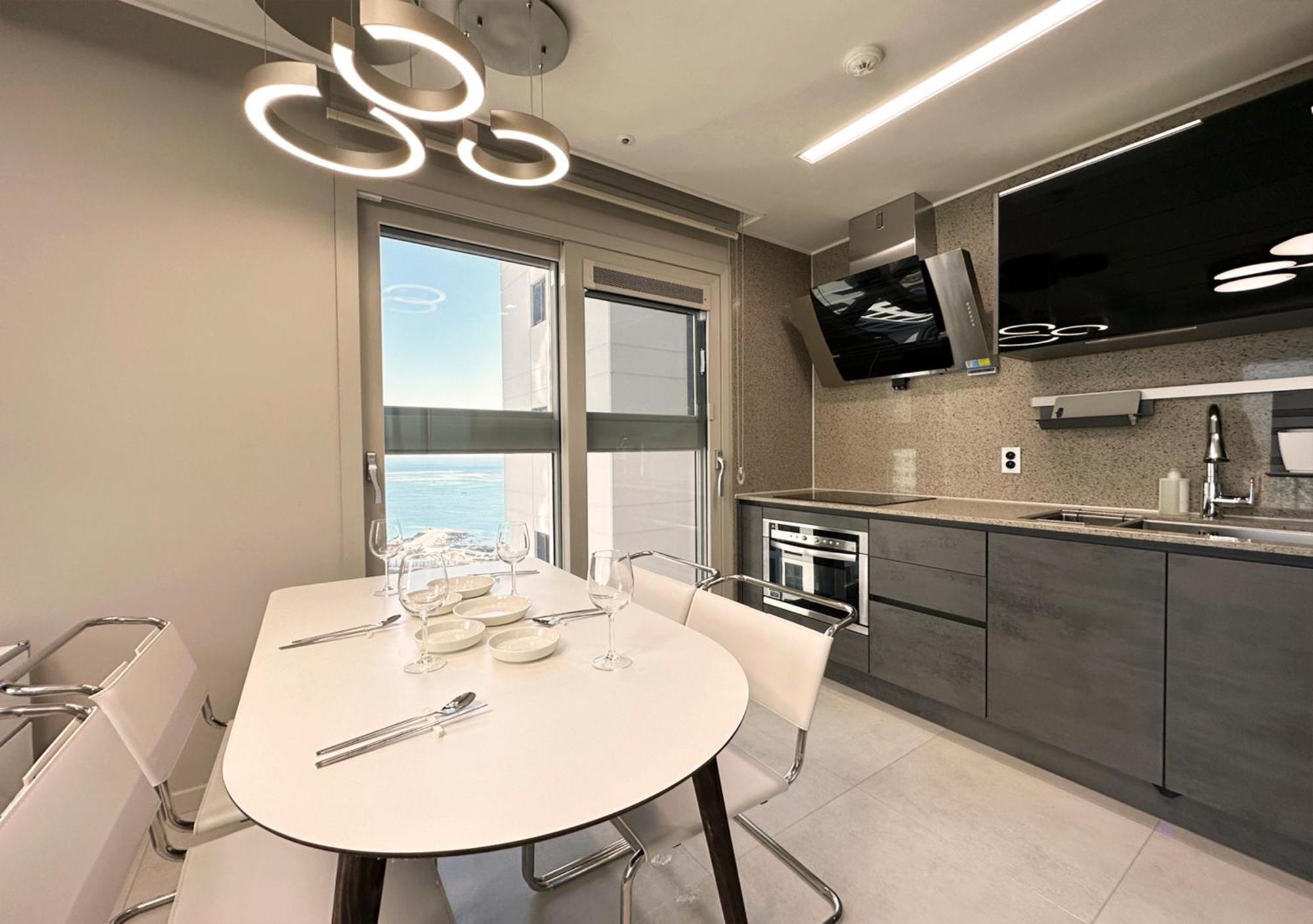 Y Collection By Uh Flat Osiria Aparthotel Busan Exterior photo